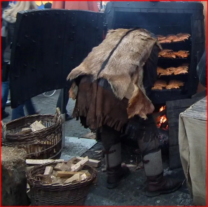 Medieval market at wittelsbacherplatz 3